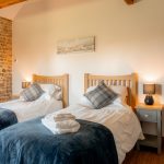 Goshawk Barn - twin beds