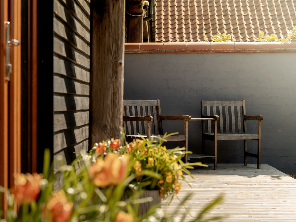 Peregrin Barn - decking