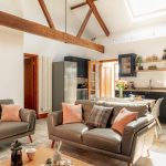 Peregrin Barn - living room