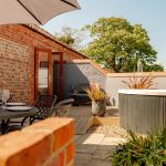 Peregrin Barn - patio 2